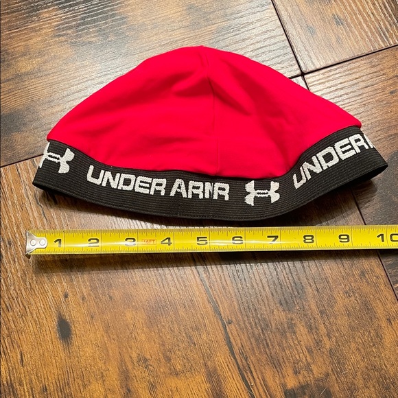 Under Armour Red Cap with Black Band - Picture 4 of 6